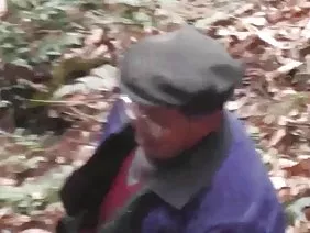 Pelacur keriting vidio sekx mengundang kekasih dengan warna merah untuk dikunjungi