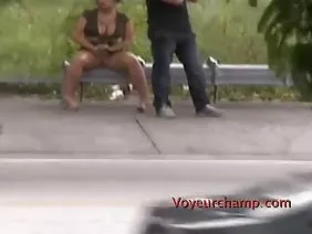 Membantu sek xxx vidio Alyona 18-let mengerjakan pekerjaan rumahnya