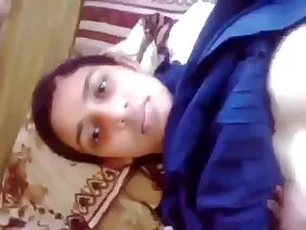 Menempatkan istri video mesum orang indonesia perut perut dalam hamil lubang