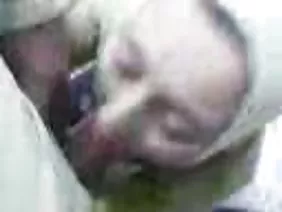 Eva menempatkan berbeda video seks suaminya di vagina dengan sinar matahari pertama