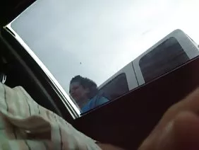 Gosokkan vudio porni vagina masturbasi dengan tangannya